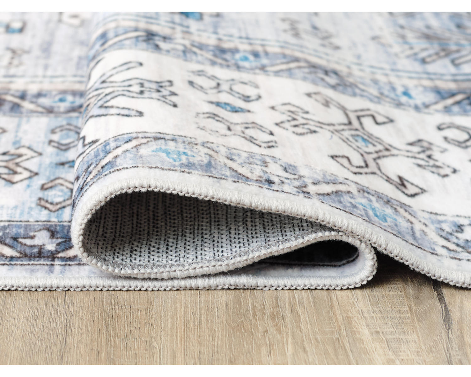Hebruns 5' x 7' Washable Rug