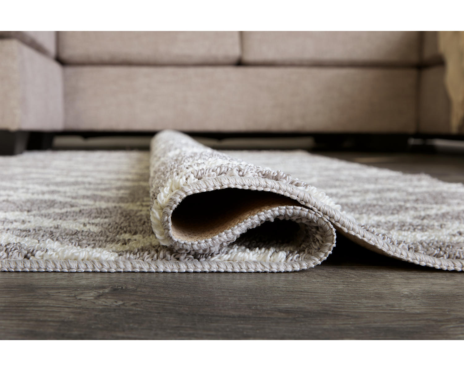 Wadehall 7'5" x 9'6" Rug