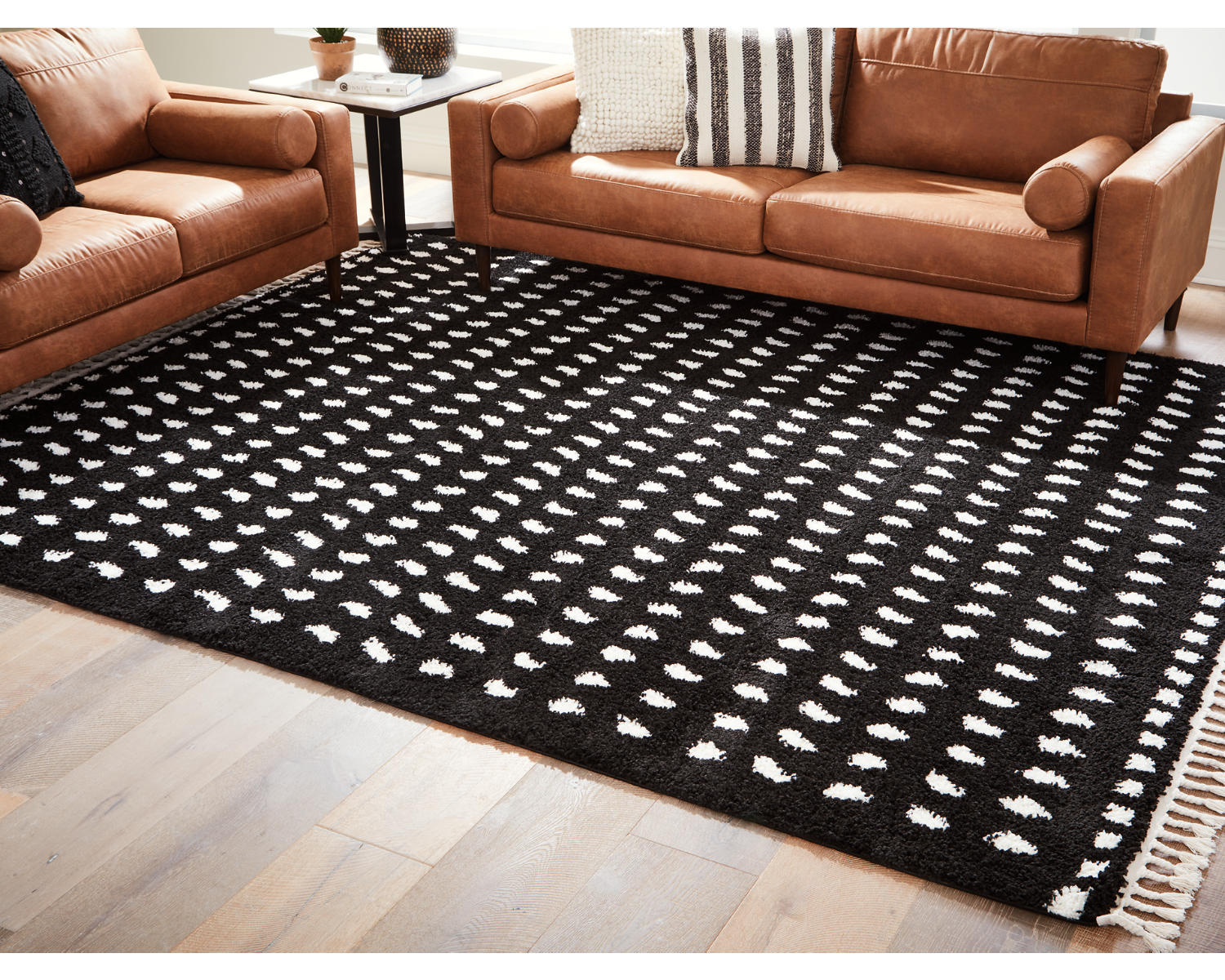 Minston 5' x 7' Rug