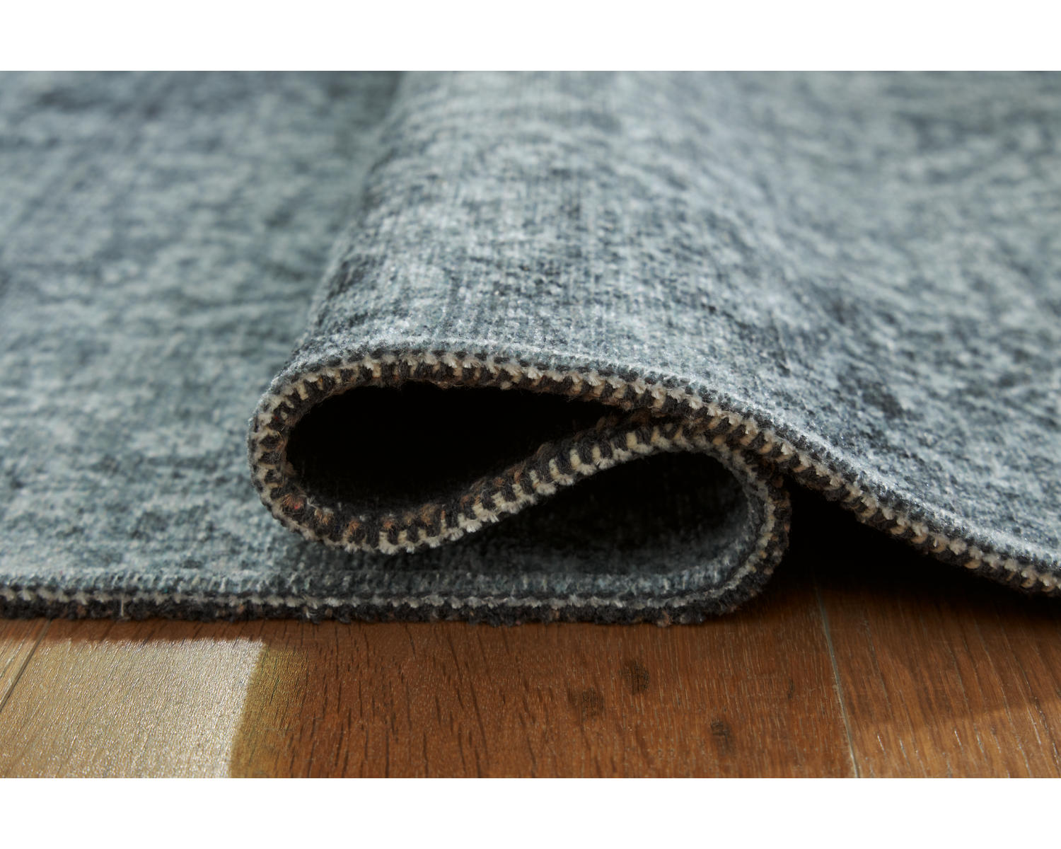 Rhysill 5' x 7' Rug