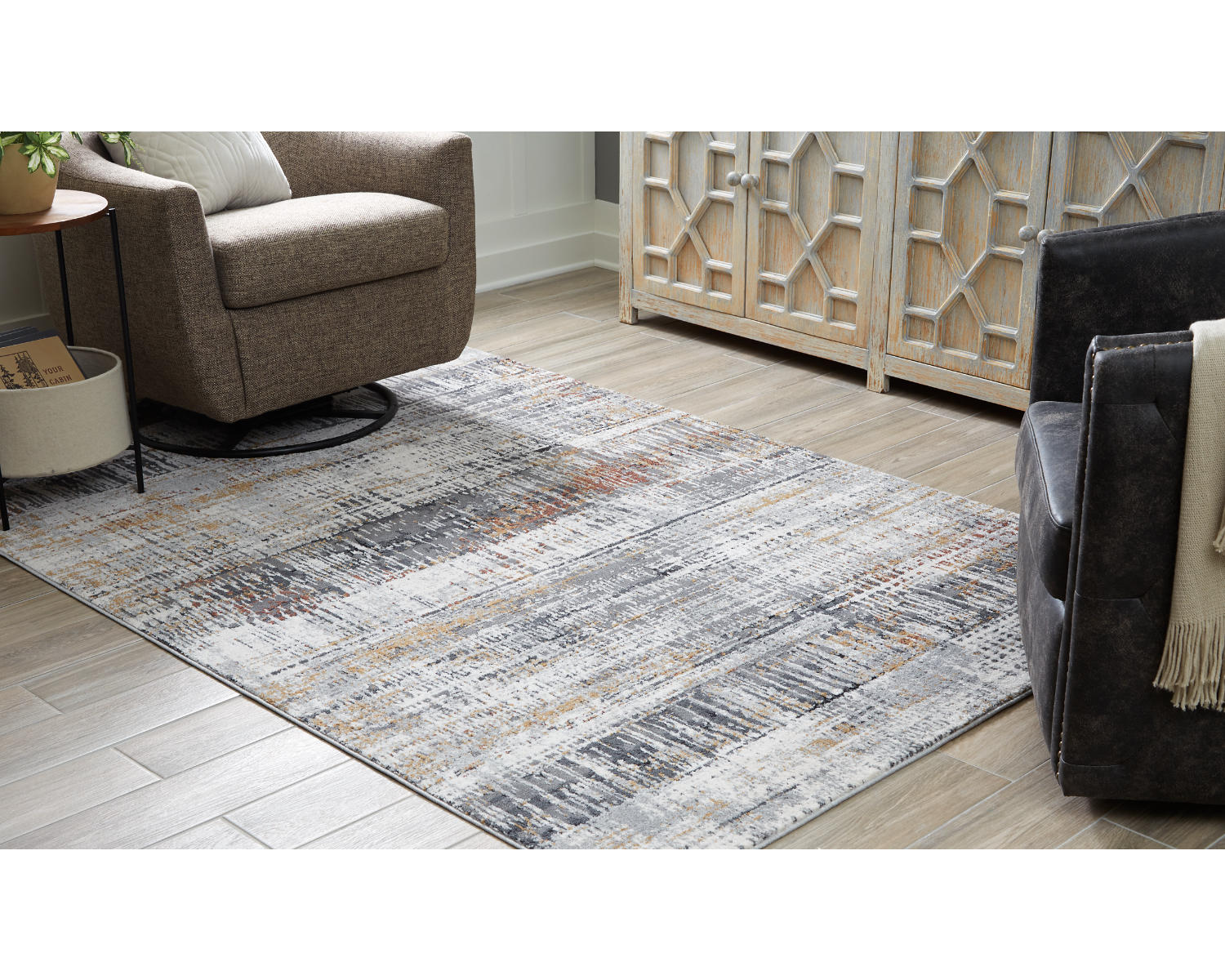 Rhettner 5'3" x 7'3" Rug
