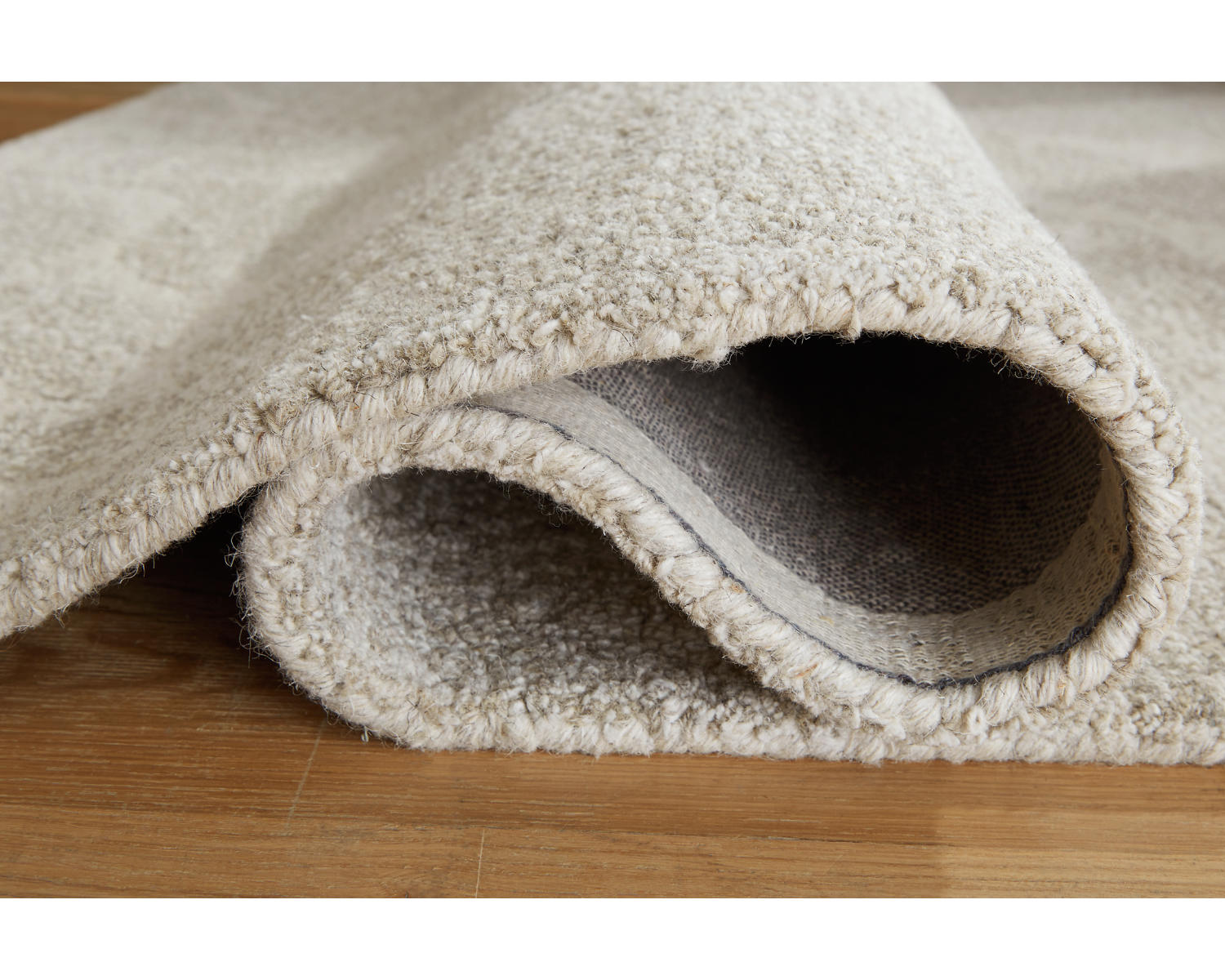 Chadess 5' x 7' Rug