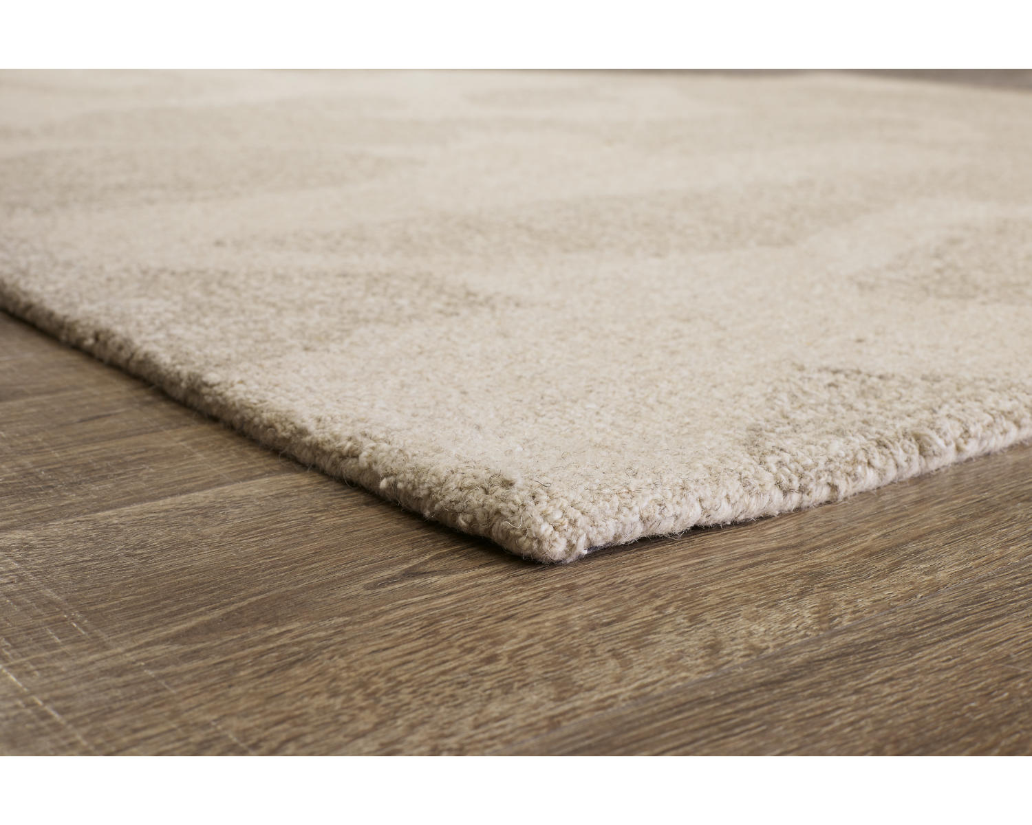 Ladonia 5' x 7' Rug