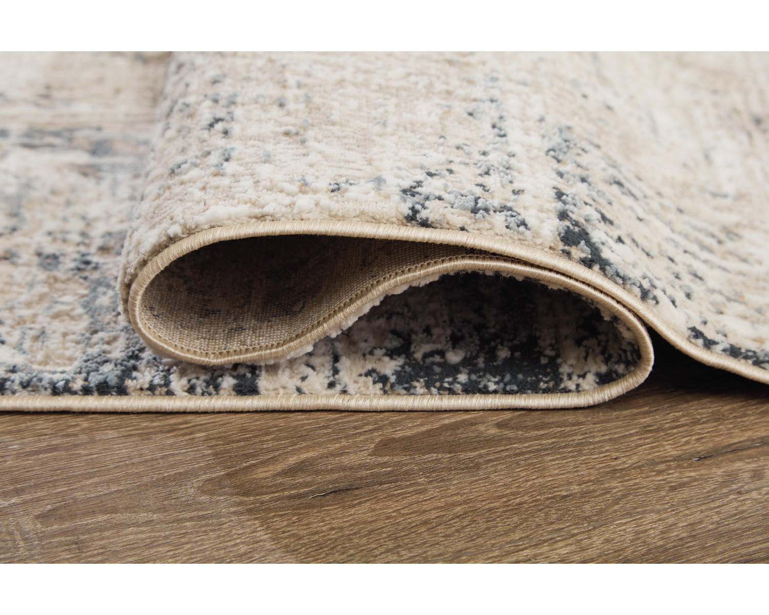Gentor 8' x 10' Rug