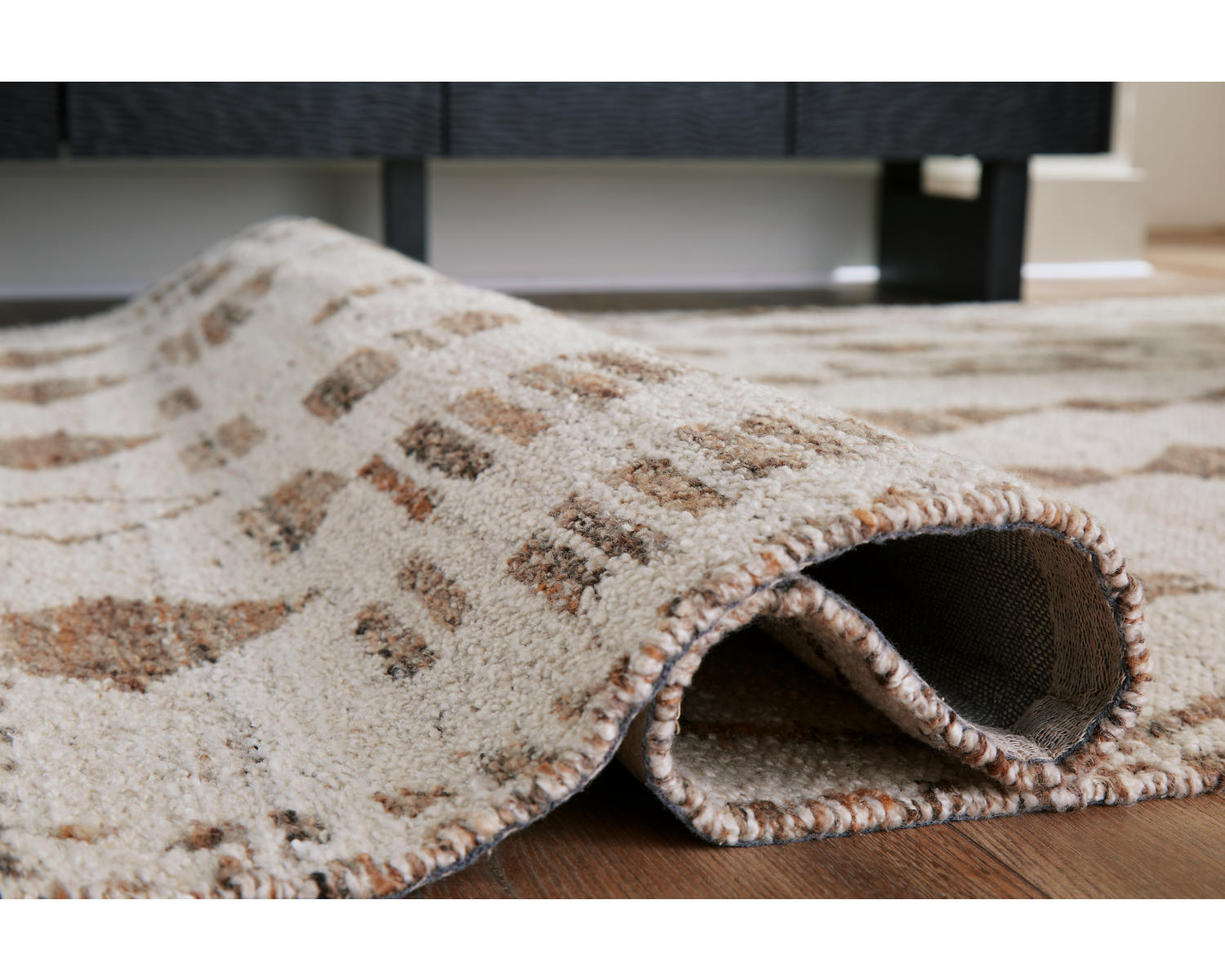 Brettler 5' x 7' Rug