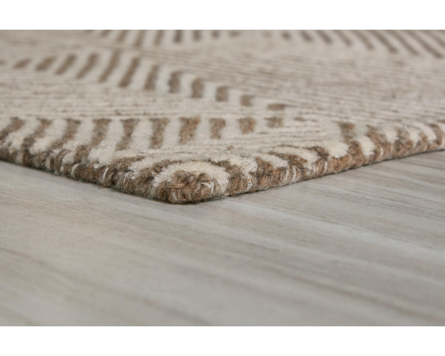 Jadott 5' x 7' Rug