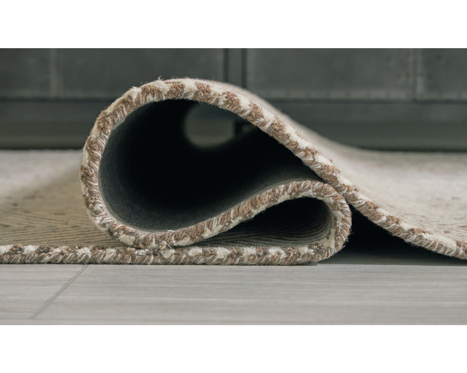 Jadott 8' x 10' Rug