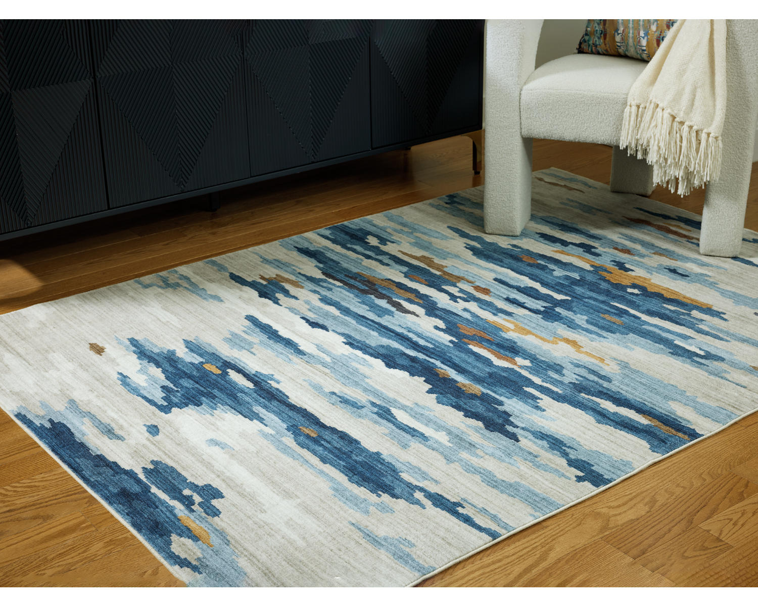 Vinlett 5' x 7' Washable Rug