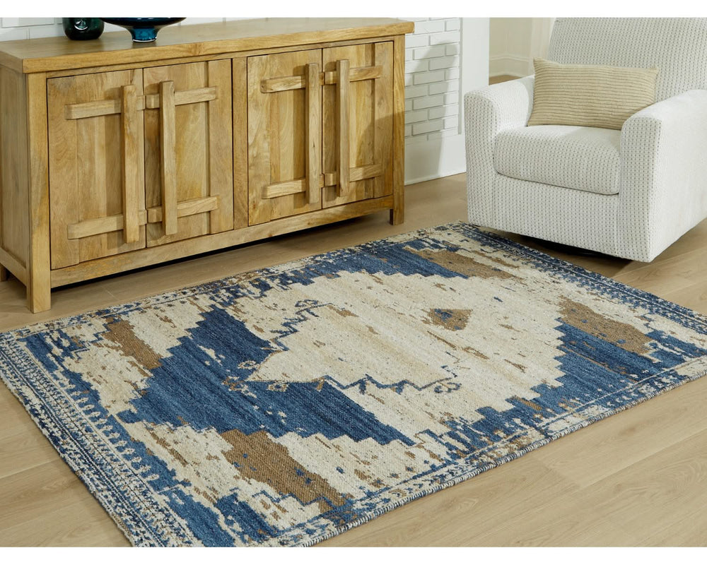 Varnler 5' x 7' Rug