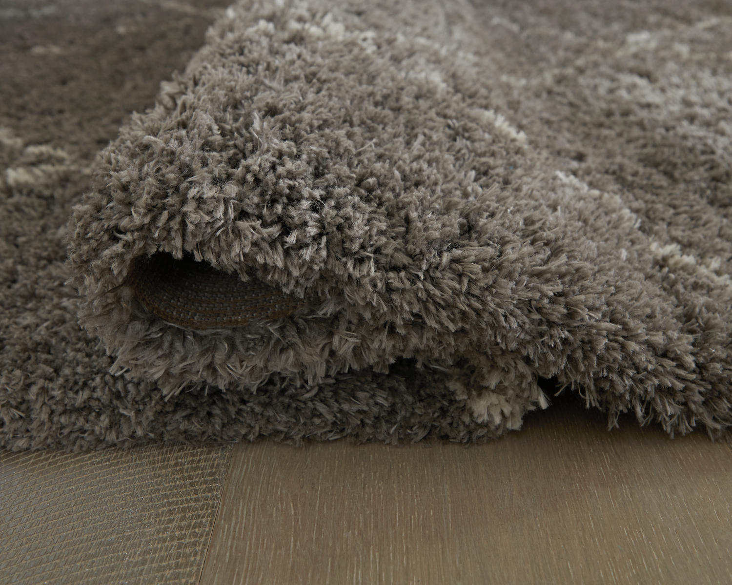 Wrenlow 8' x 10' Rug