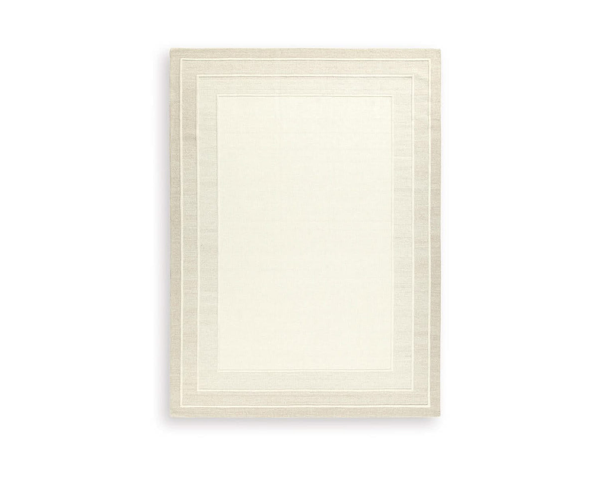 Teelgan Extra Large Rug