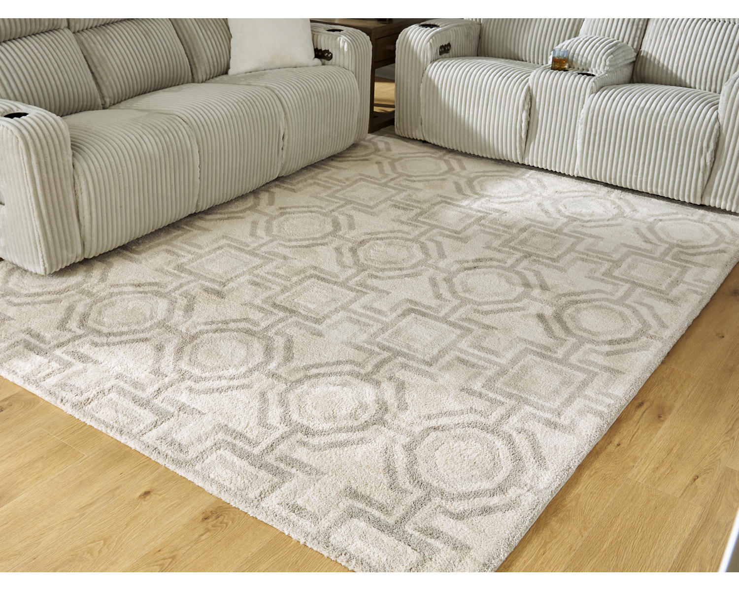 Maconville Large Rug