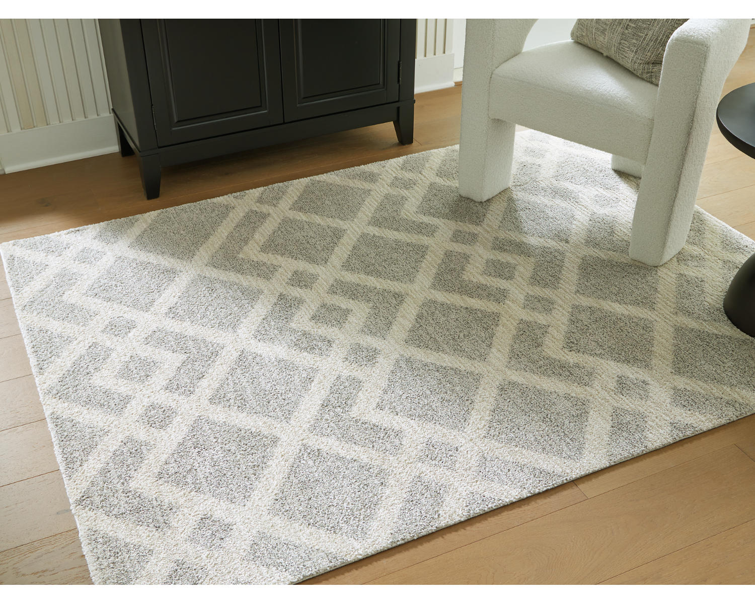 Unawick Medium Rug