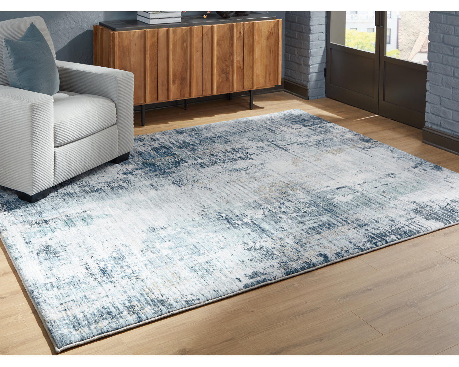 Arlenmont 7'6" x 9'6" Area Rug