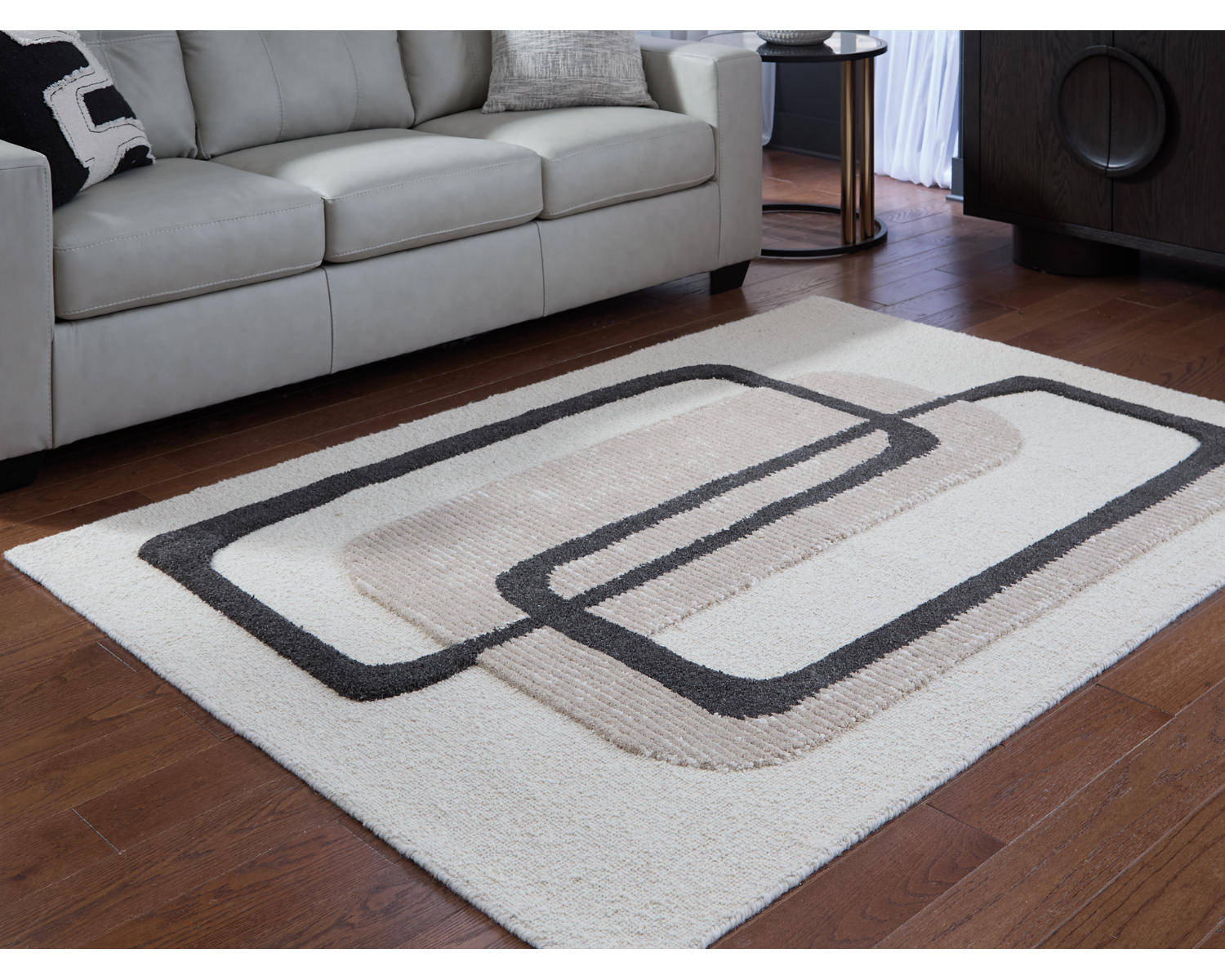 Davismour 5' x 7' Area Rug