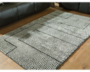 Kurtmen 5' x 7' Area Rug