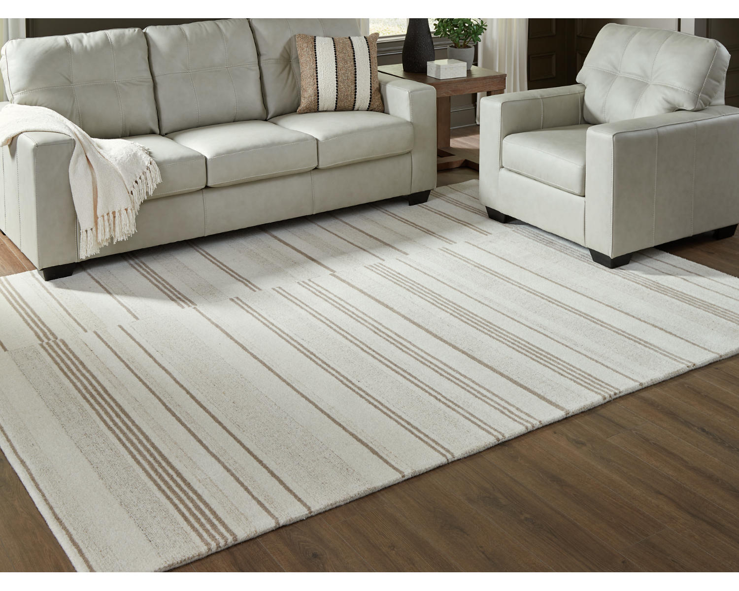 Gadence 7'8" x 10' Area Rug