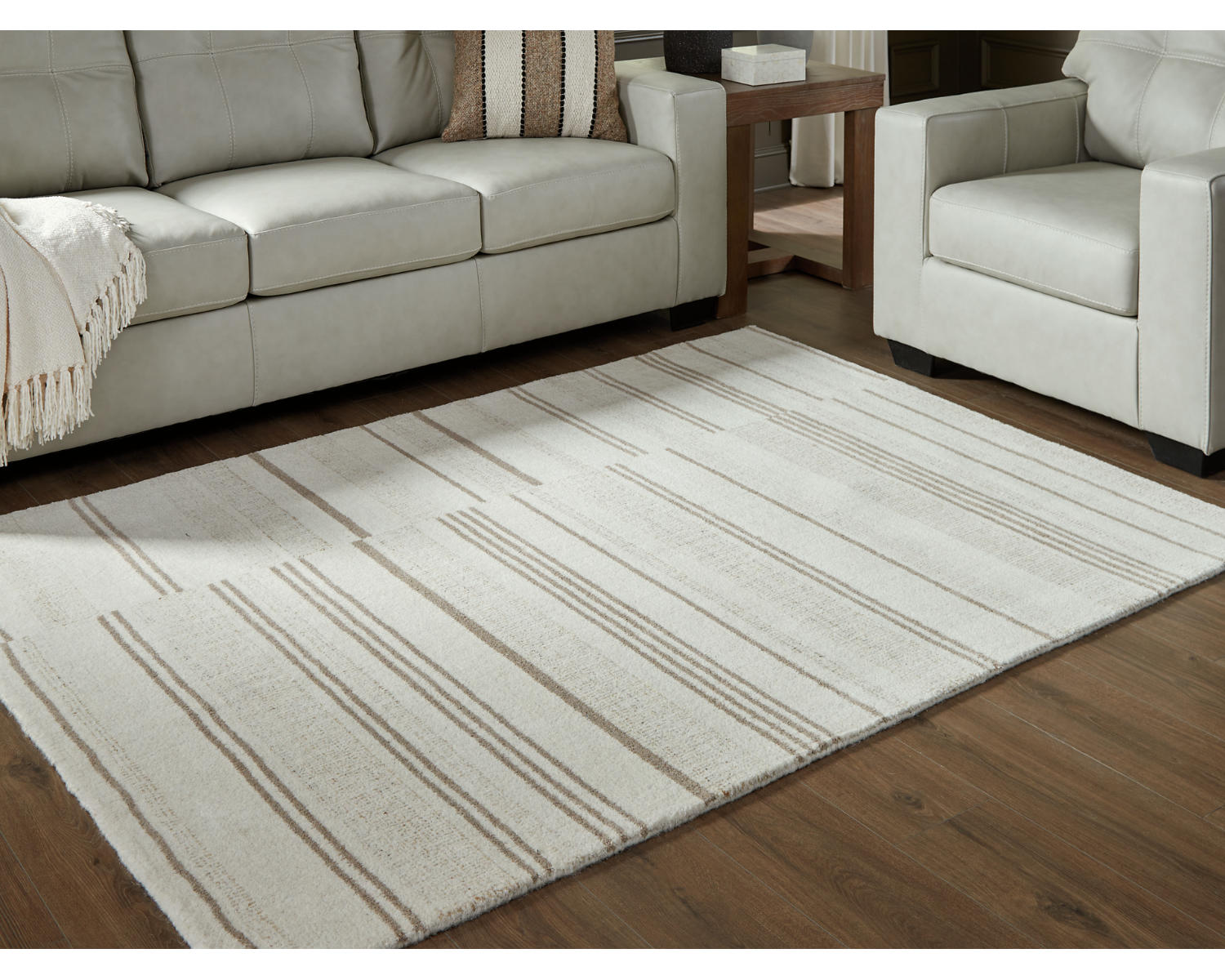 Gadence 5' x 7' Area Rug