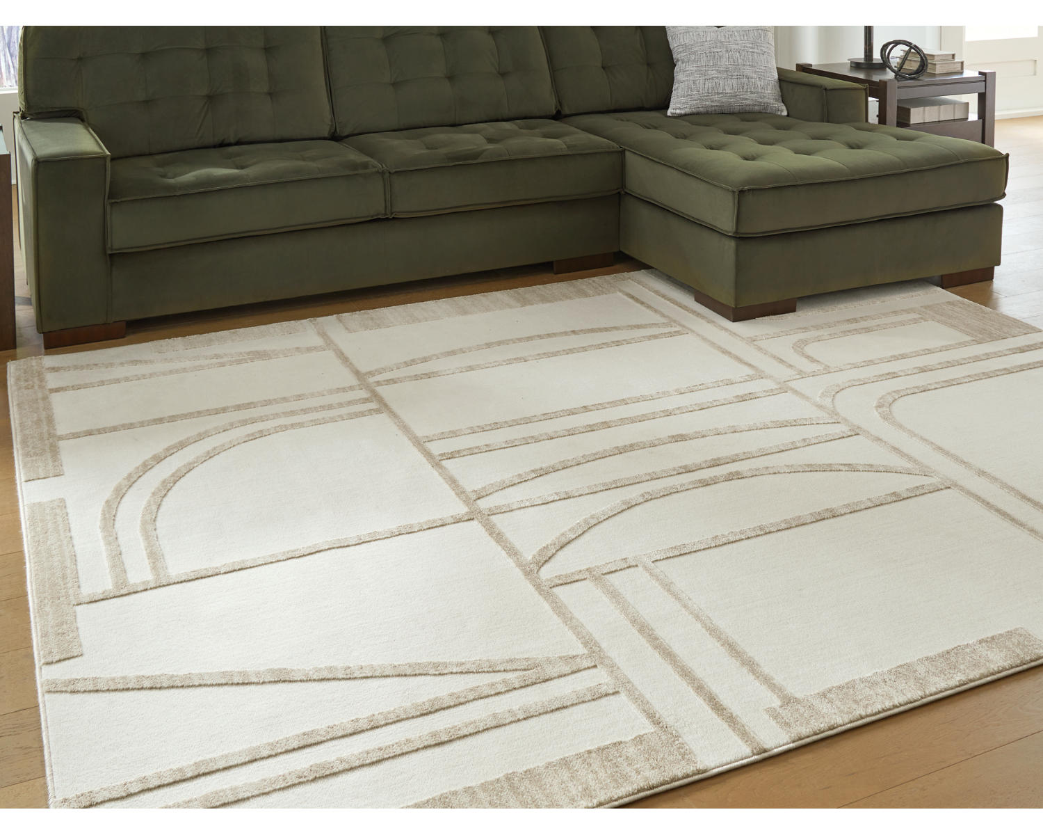 Farongrove 7'10" x 10' Area Rug