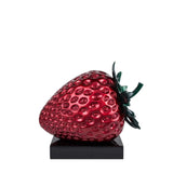 Escultura de fresa madura // Rojo medio