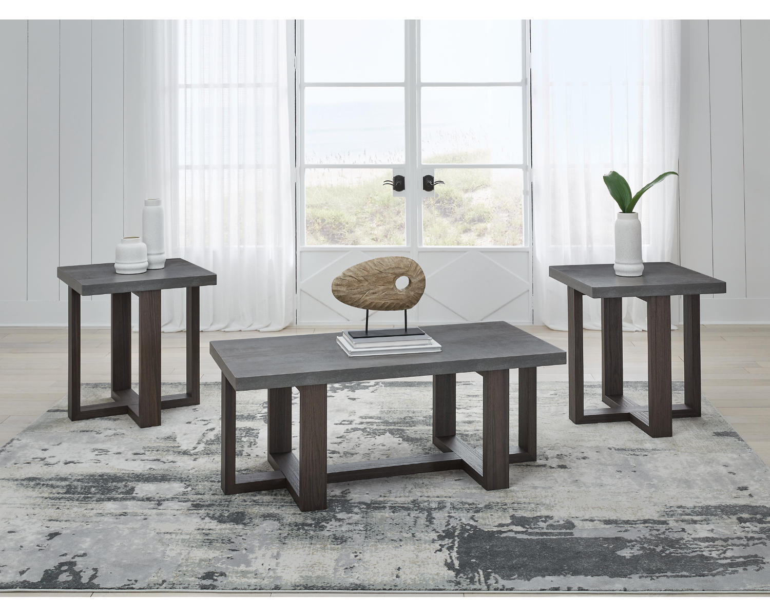 Dynnford Table (Set of 3)