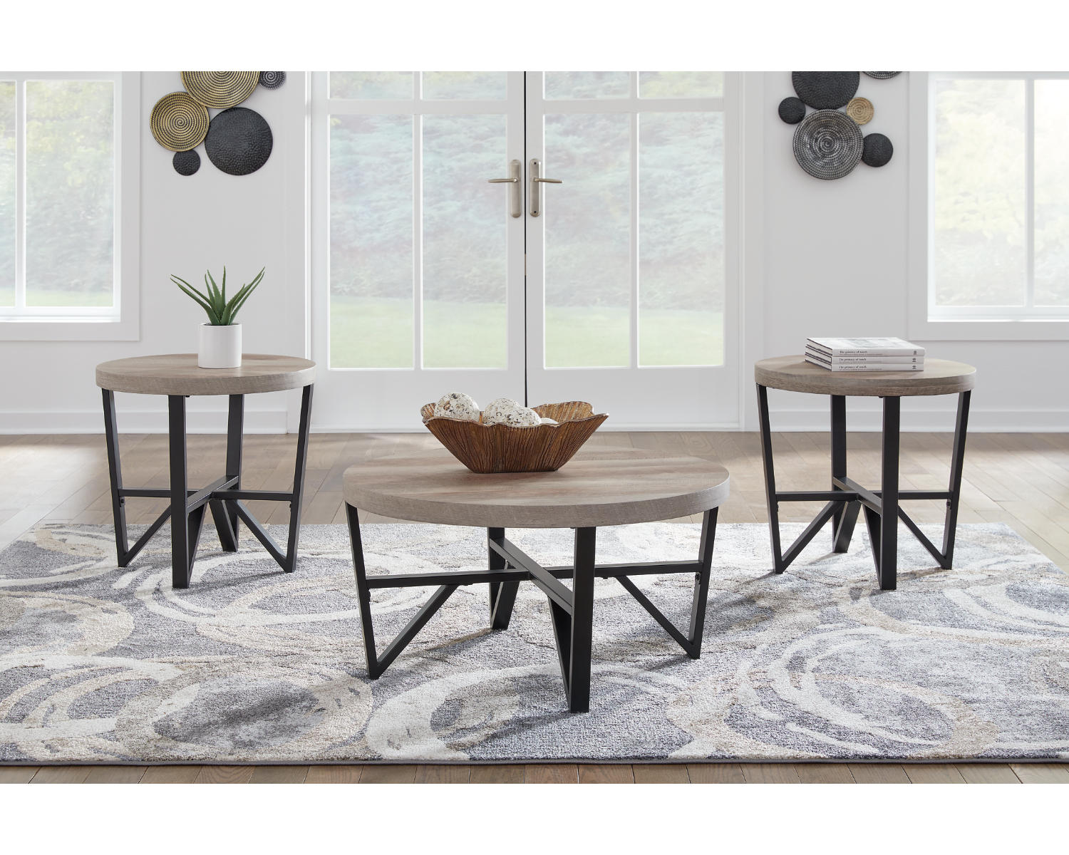 Deanlee Table (Set of 3)