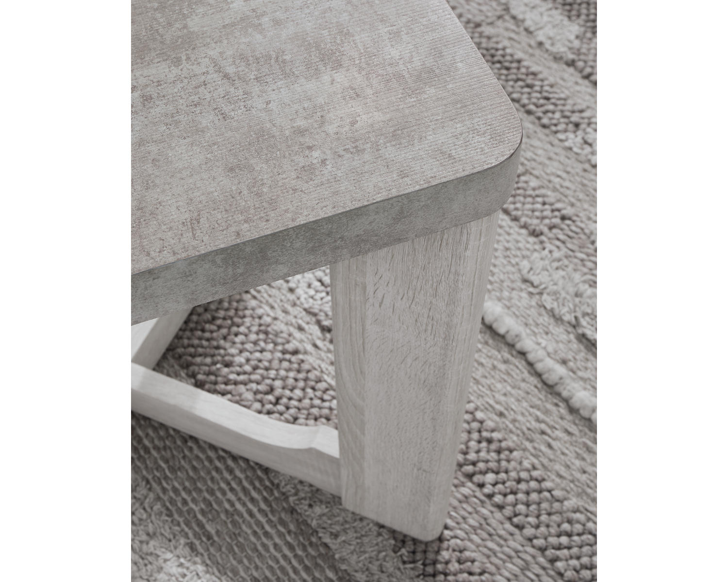 Garnilly Table (Set of 3)