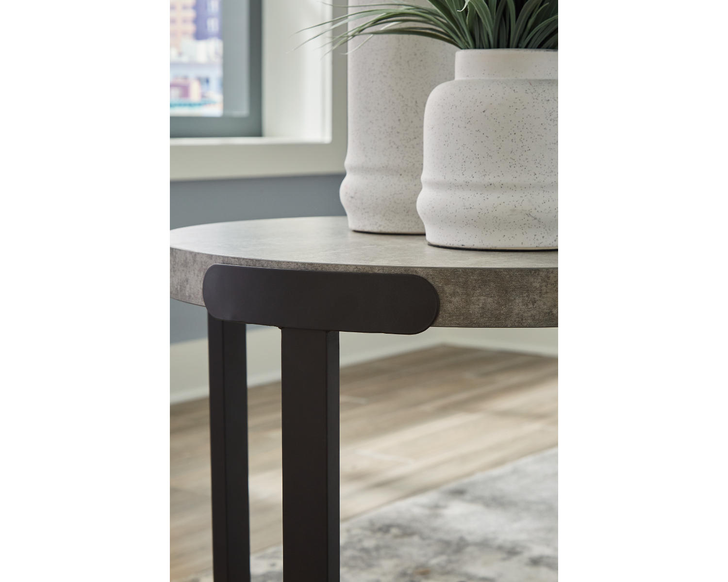 Darthurst Table (Set of 3)