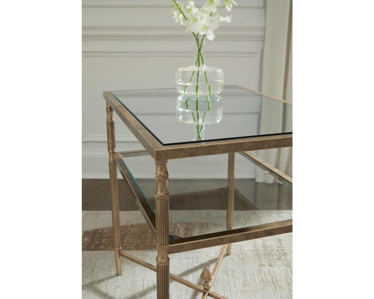 Cloverty Coffee Table and 2 End Tables