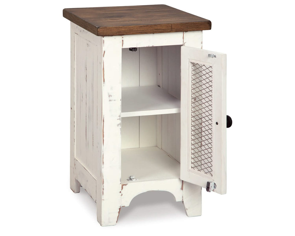 Mesa auxiliar Wystfield Chairside