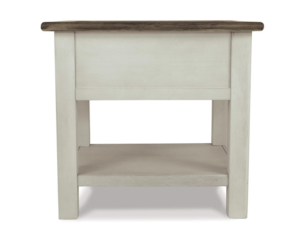 Mesa de centro Bolanburg con mesa auxiliar y mesa auxiliar junto a la silla