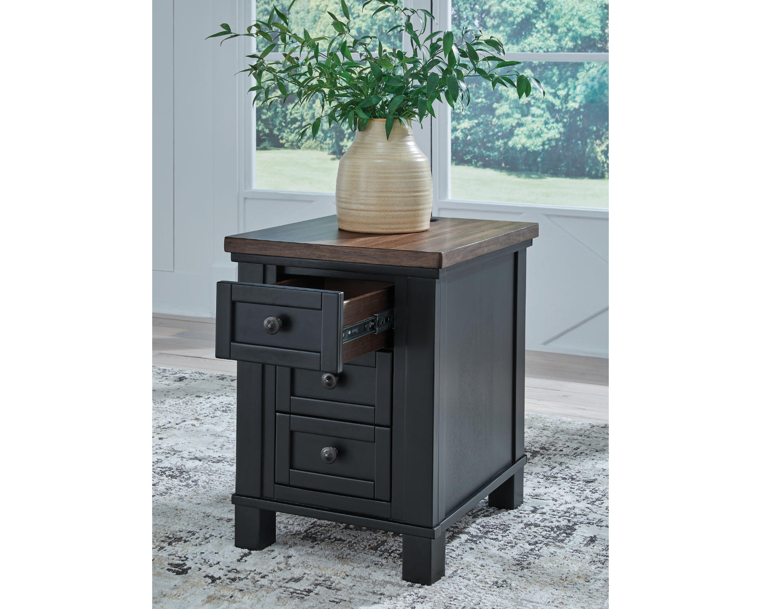 Wildenauer Chairside End Table