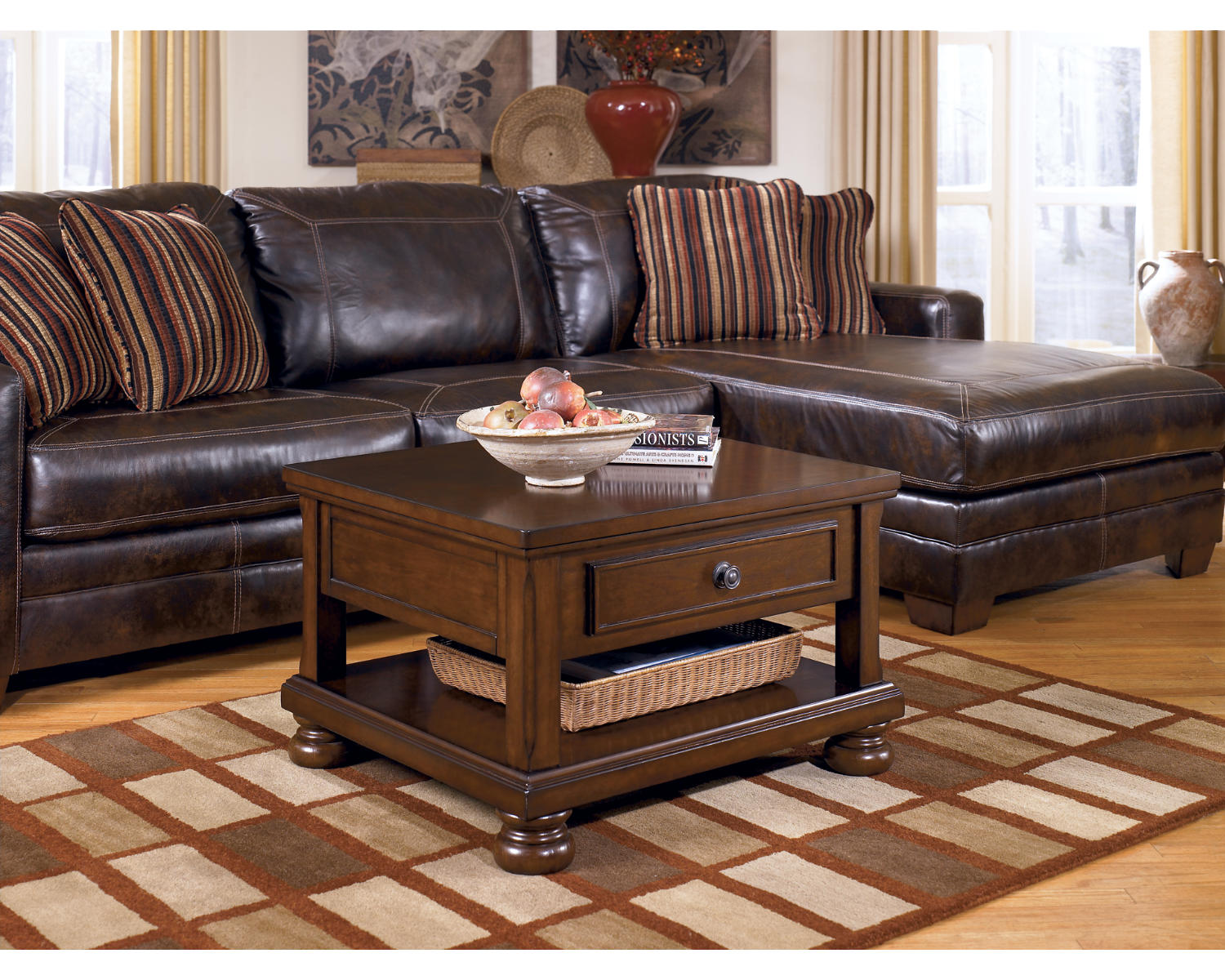 Porter Coffee Table with Lift Top