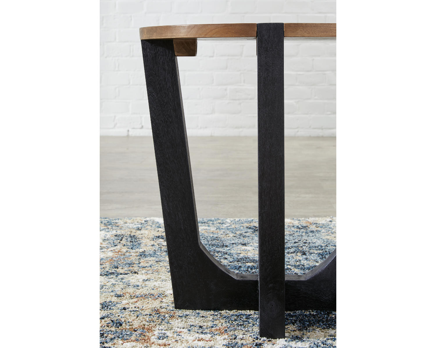 Hanneforth End Table