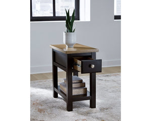 Mesa auxiliar Drazmine Chairside