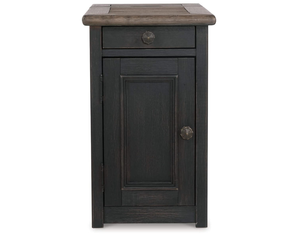 Tyler Creek Chairside End Table with USB Ports & Outlets