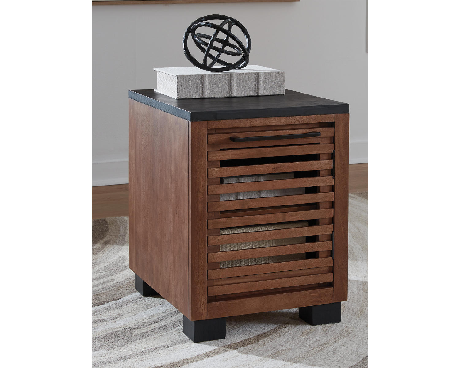 Kallari Chairside End Table