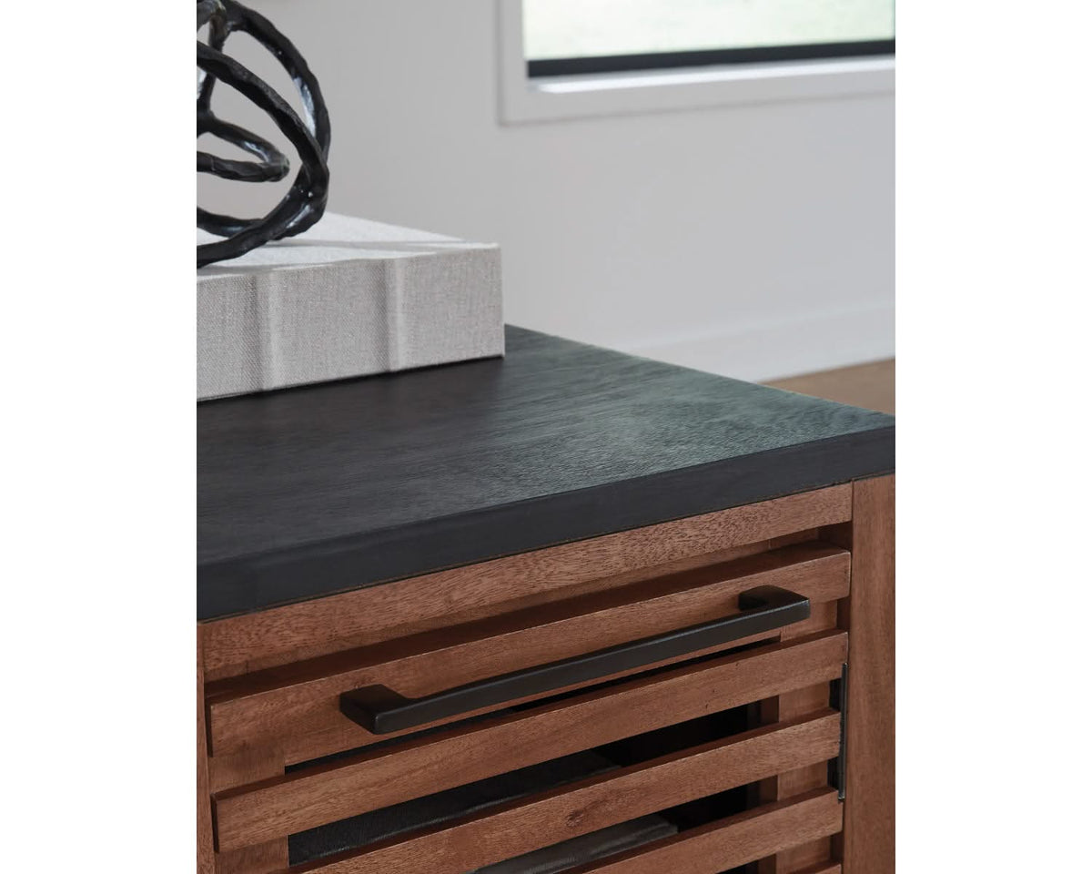 Kallari Chairside End Table
