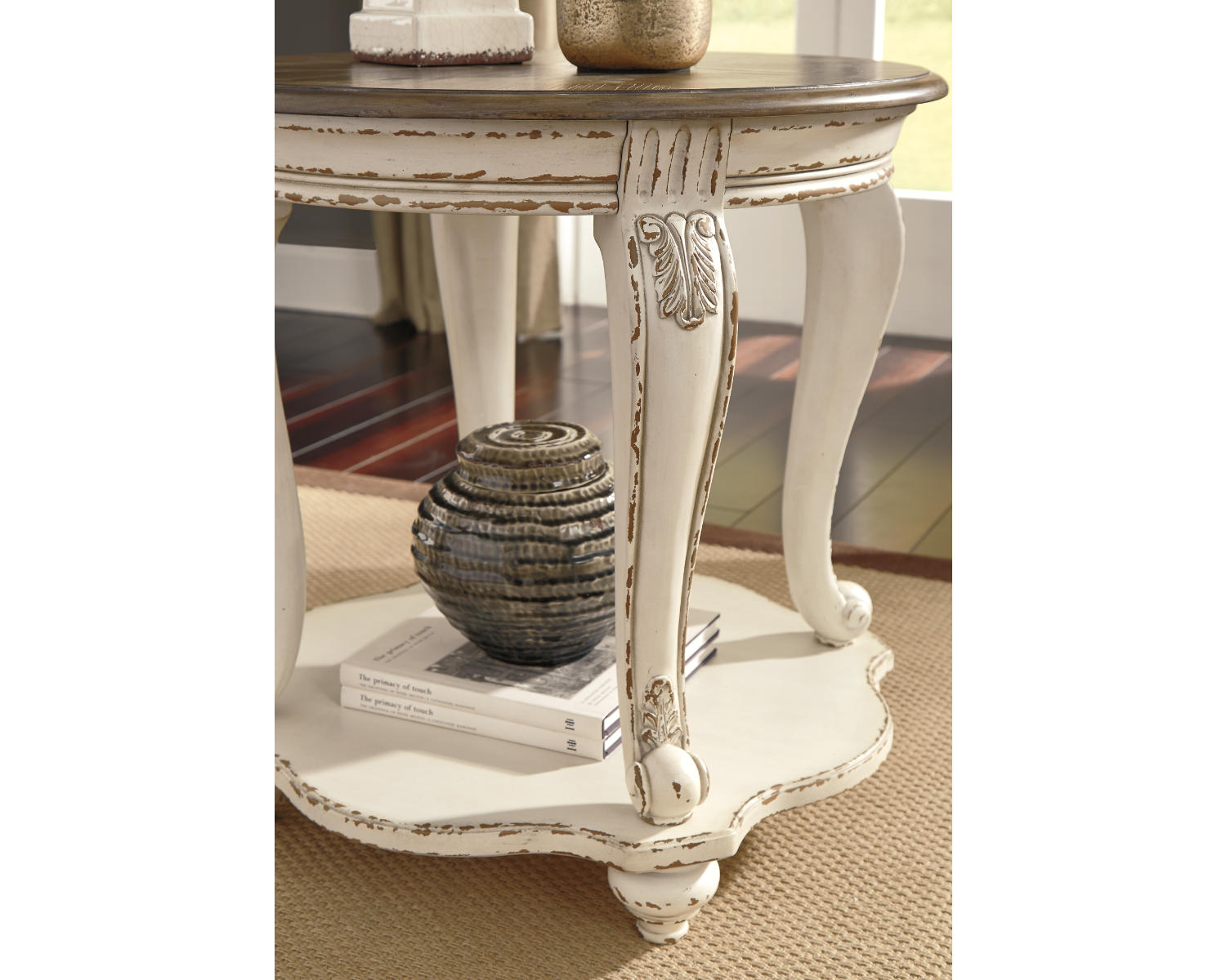 Realyn End Table