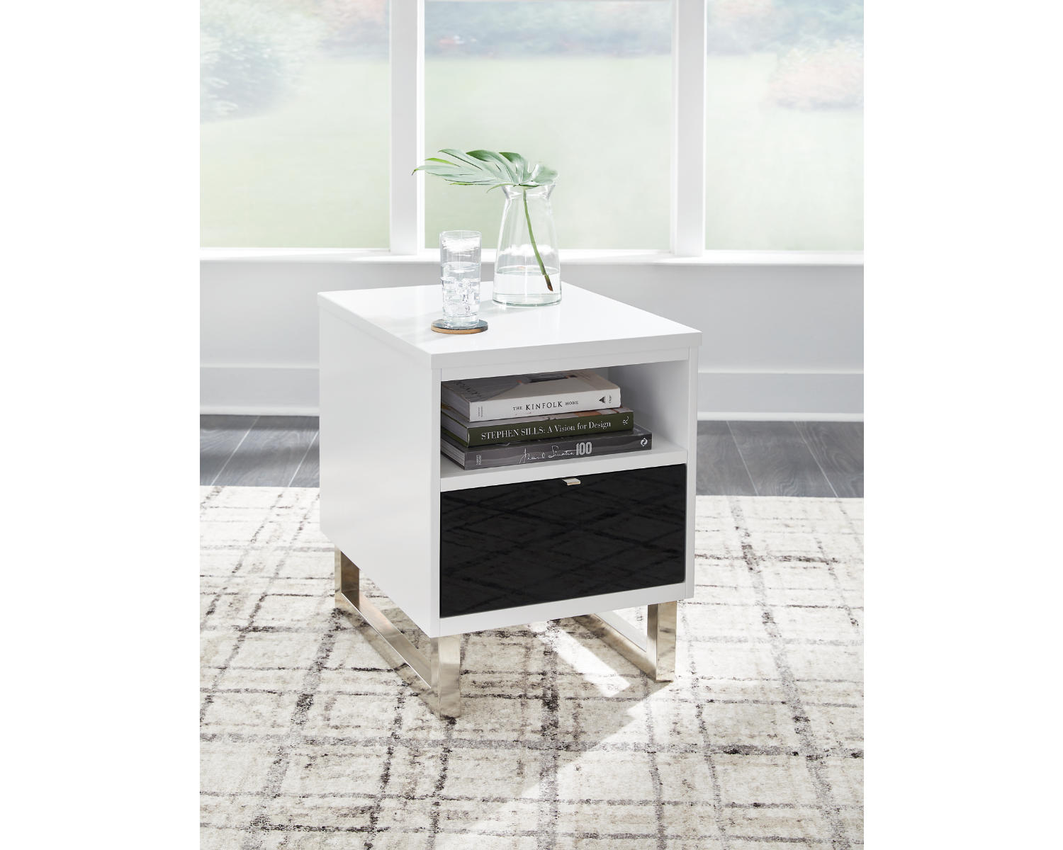 Gardoni Chairside End Table