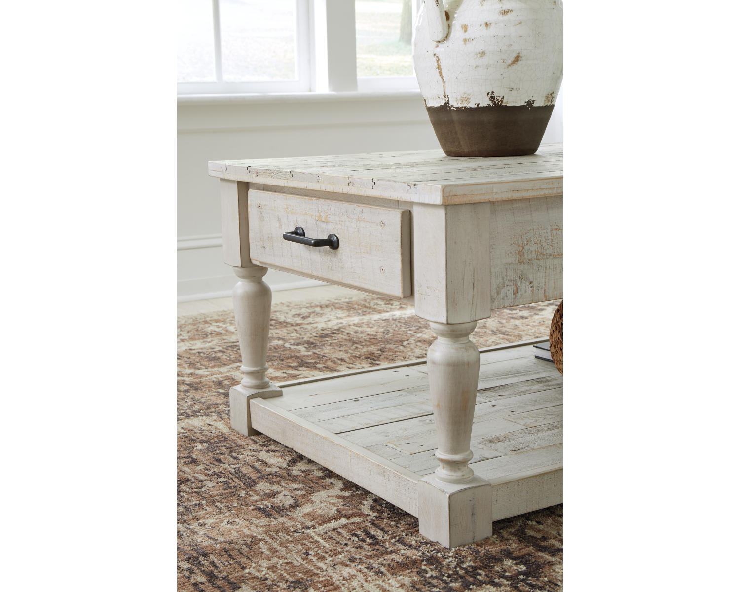 Shawnalore Coffee Table and 2 End Tables