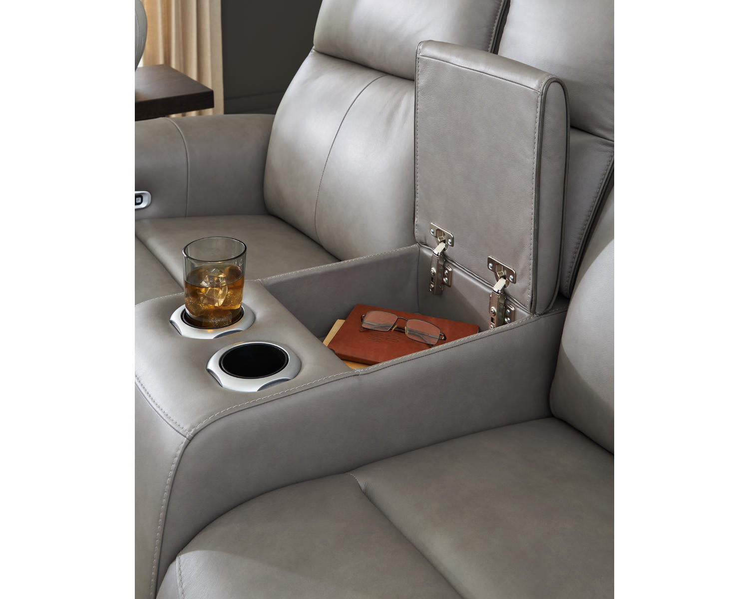 5Z-Comfort Power Reclining Loveseat with Console