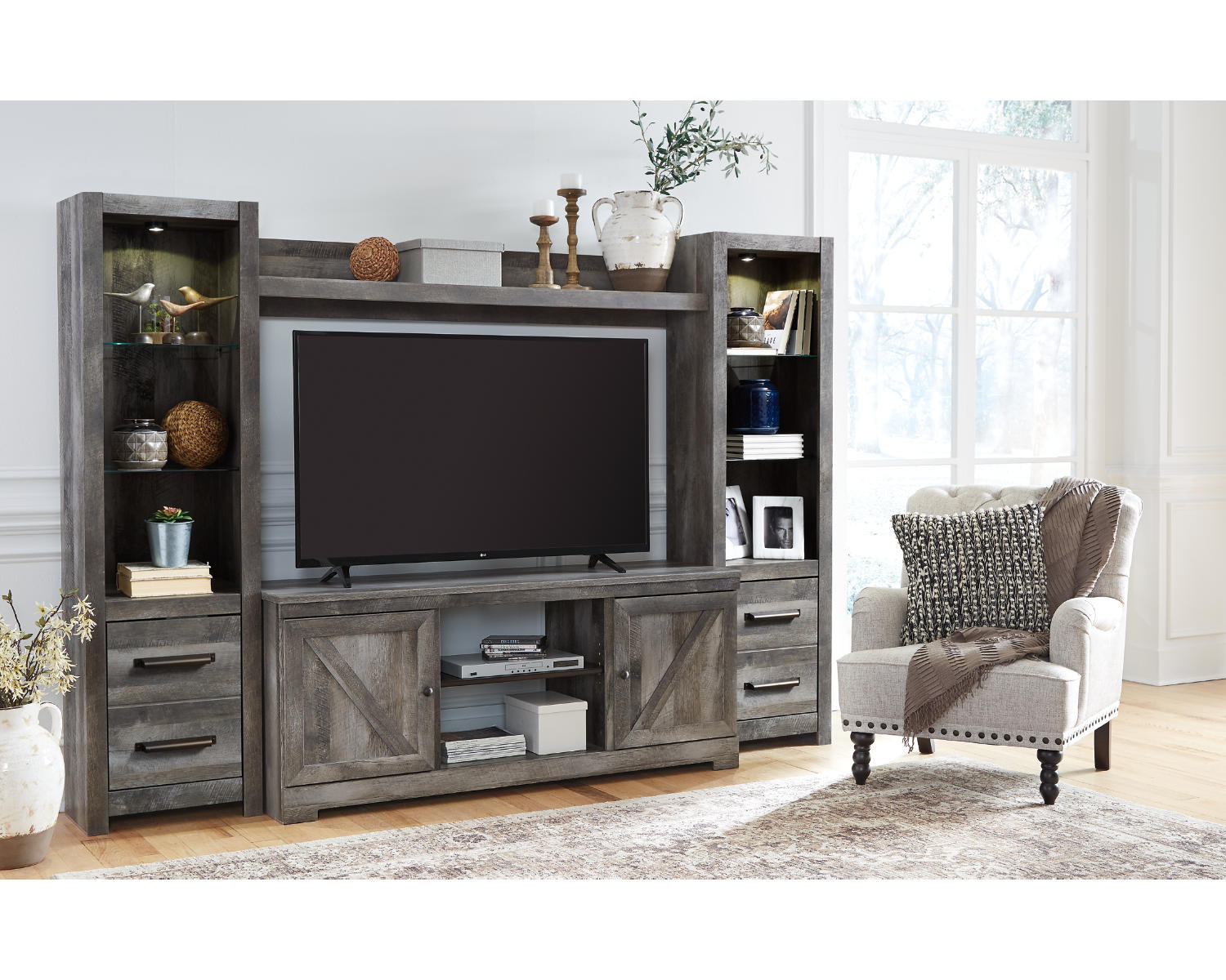 Wynnlow 4-Piece Entertainment Center