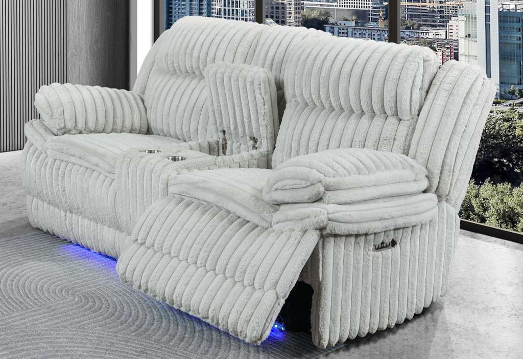 U8686 Mikano Exclusive Courtney Sofa & Loveseat With Emersive Experience Collection