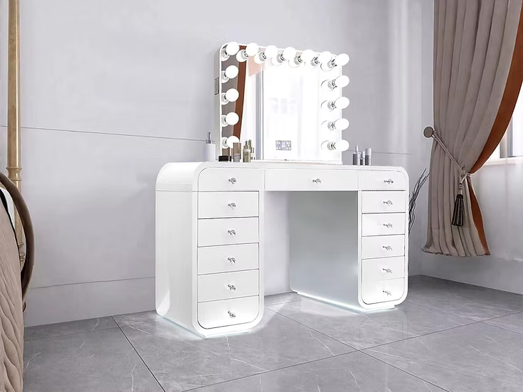 Suzy Vanity with Mirror