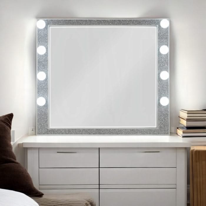 Sliverfluff Mirror W/Light