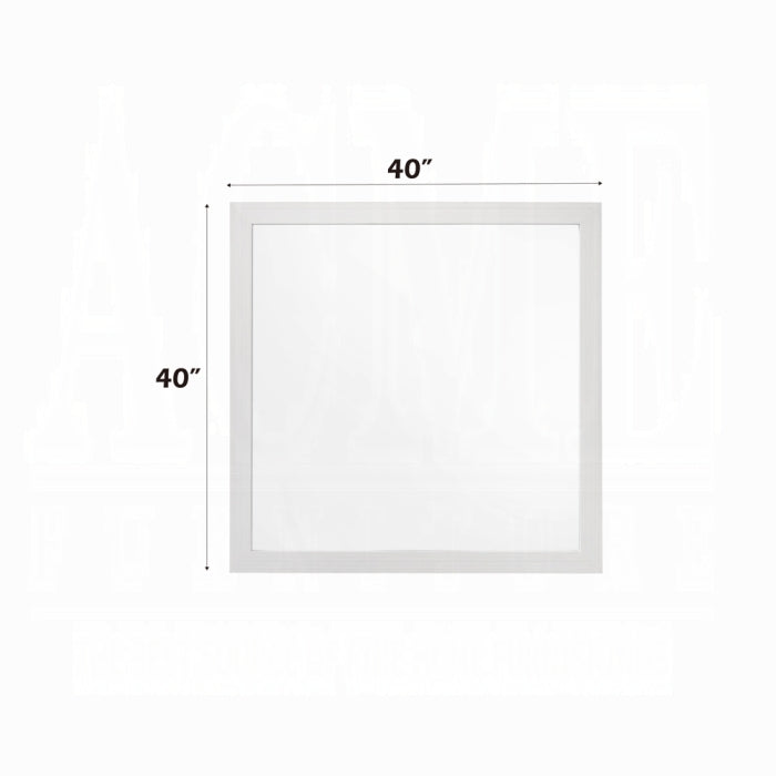 Casilda Mirror