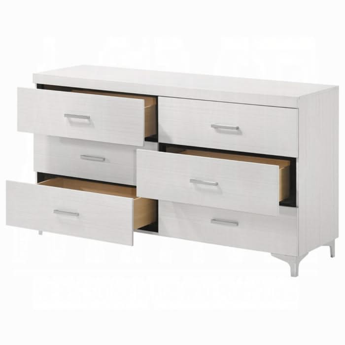 Casilda Dresser