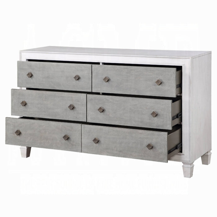 Katia Dresser