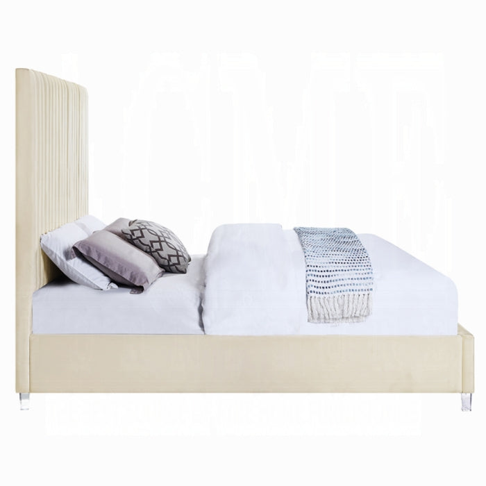 Edzia EK Bed